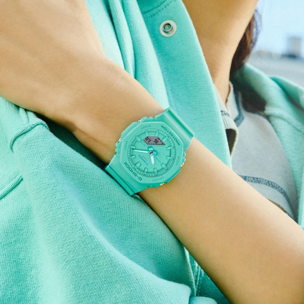 Laikrodis Casio G-Shock analoginis-skaitmeninis moteriškas GMA-P2100M-2AER