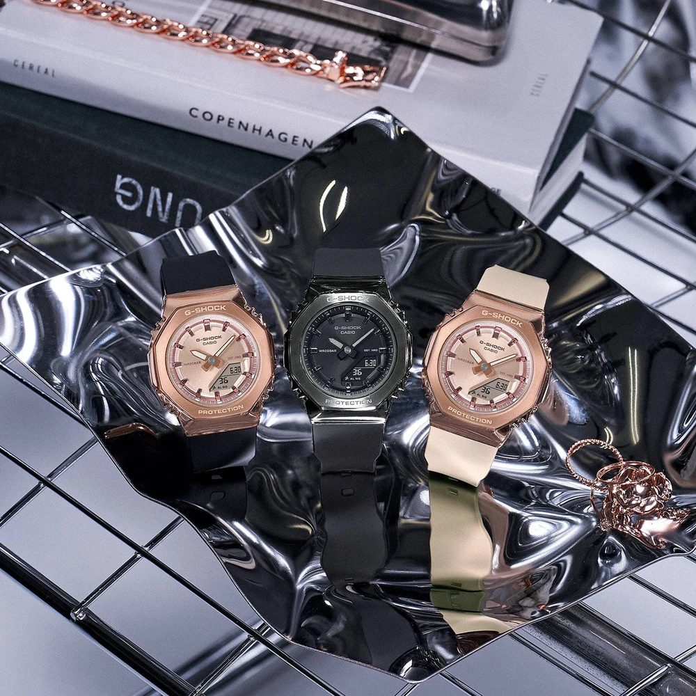 Laikrodis Casio G-shock analoginis-skaitmeninis moteriškas GM-S2110PG-1A4ER
