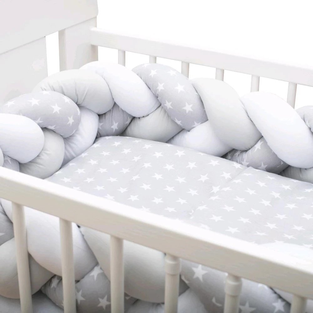 Apsauginis lovelės čiužinio užvalkalas New Baby, pilkos ir baltos spalvos, su žvaigždutėmis