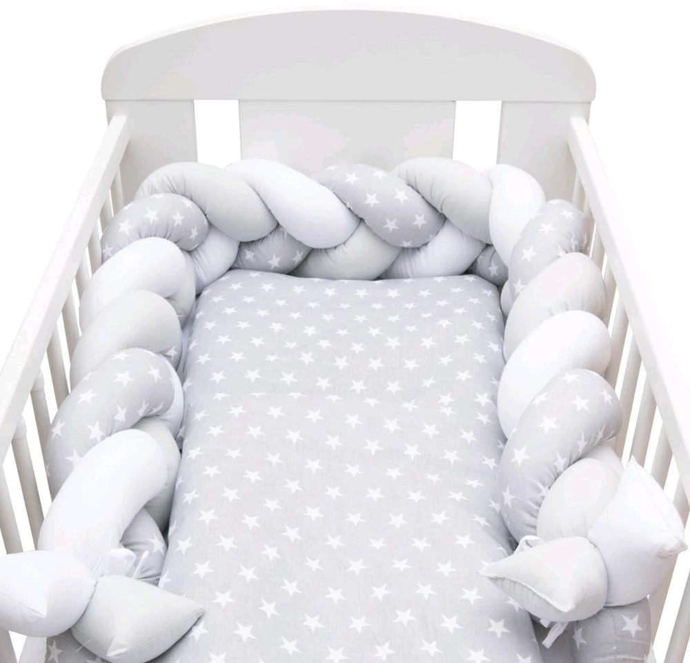 Apsauginis lovelės čiužinio užvalkalas New Baby, pilkos ir baltos spalvos, su žvaigždutėmis