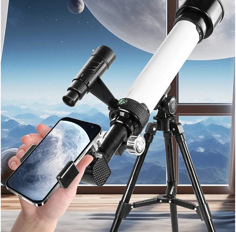 Astronominis teleskopas su trikoju ir priedais mėlynas pradedantiesiems