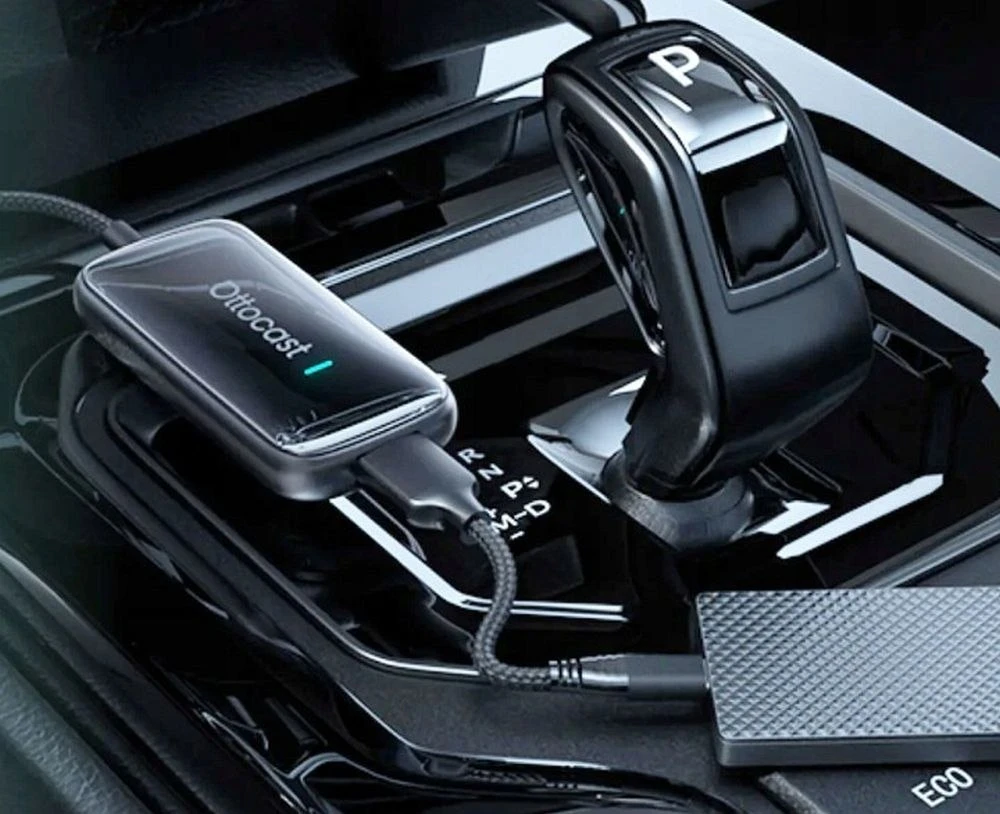 Belaidis automobilinis adapteris OTTOCAST Play2Video CA515-T juodas
