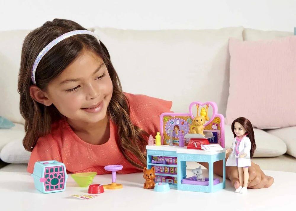 Barbie Chelsea veterinarijos žaislų rinkinys su naminių gyvūnėlių priežiūra HGT12 Mattel