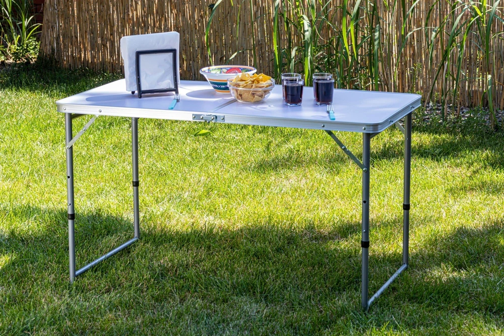 Bauerkraft Sulankstomas turizmo staliukas su lagaminu, nešiojimo rankena ir aukščio reguliavimu 120x60x70 cm baltas