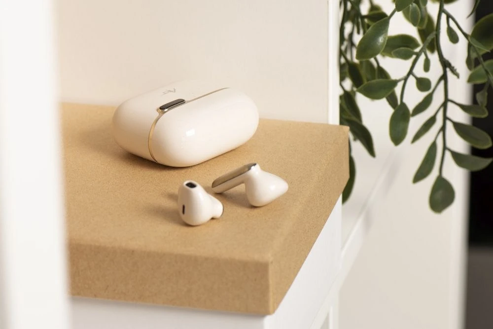 ART BT Ausinės With HQ Mikrofonas TWS USB-C baltas
