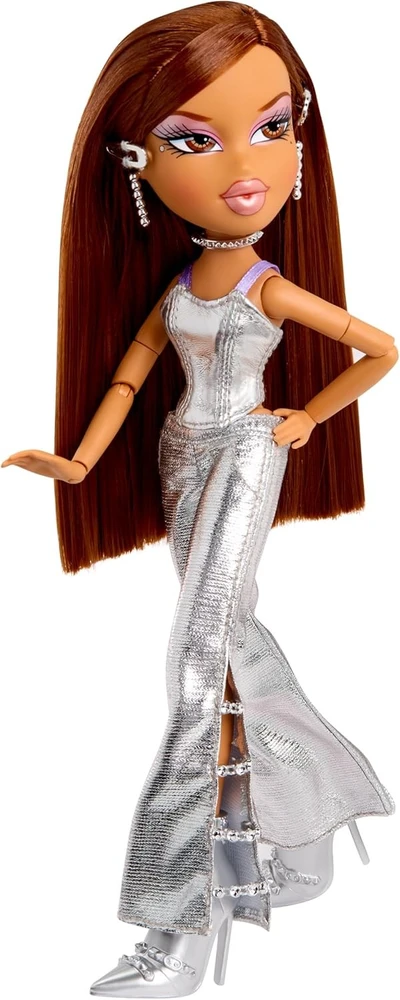 Bratz Charmz Yasmin Doll 599326 599340EUC lėlė su pakabukais