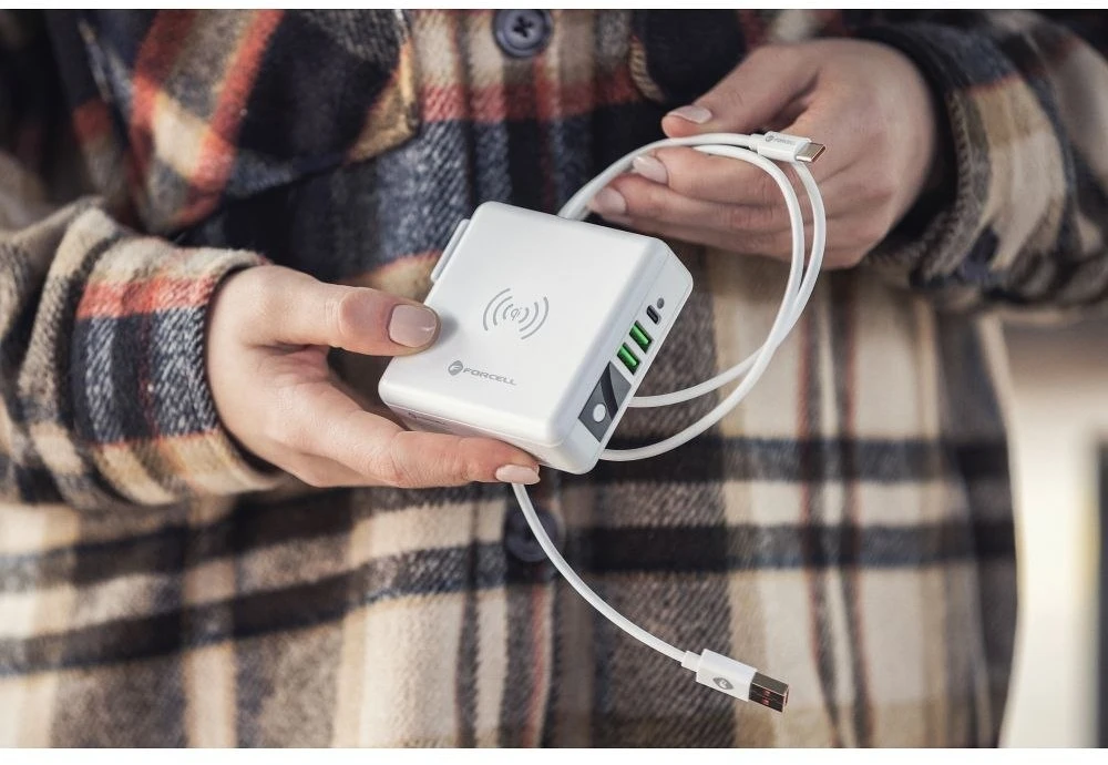 Daugiafunkcis įkroviklis Forcell F-Energy 4in1 2 x USB A + USB C 15W + išorinė baterija 8000mAh + belaidis įkrovimas baltas