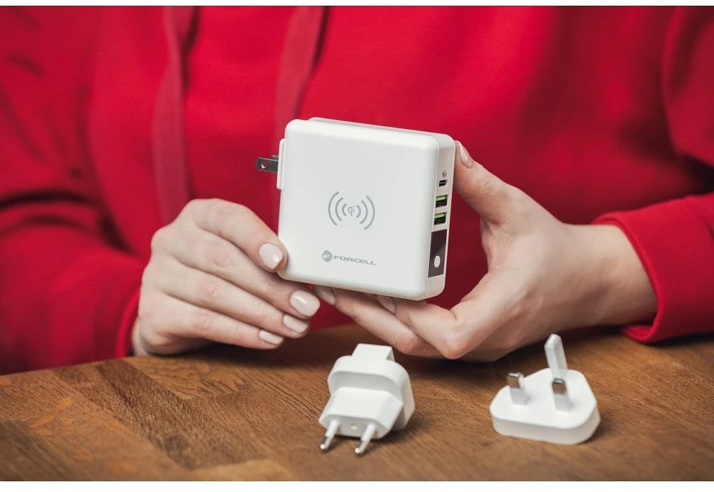 Daugiafunkcis įkroviklis Forcell F-Energy 4in1 2 x USB A + USB C 15W + išorinė baterija 8000mAh + belaidis įkrovimas baltas