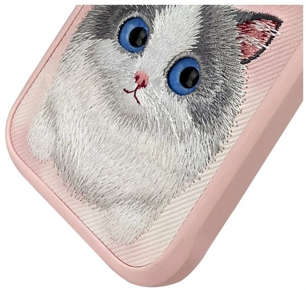 Nimmy Apple iPhone 16 Pro 6.3 dėklas telefonui rožinės spalvos Big Eyed Pet 2.0 Cat
