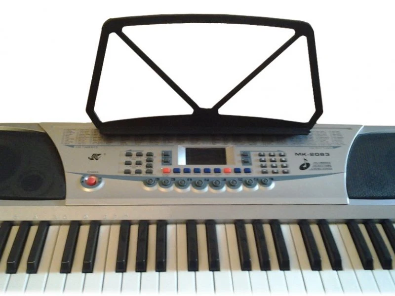 Elektroninis klavišiniai instrumentas MK-2083 su 54 klavišais ir 100 ritmų