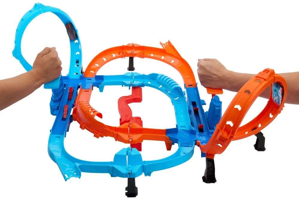 Hot Wheels Mattel HW rinkinys „Susidurimas kilpose“