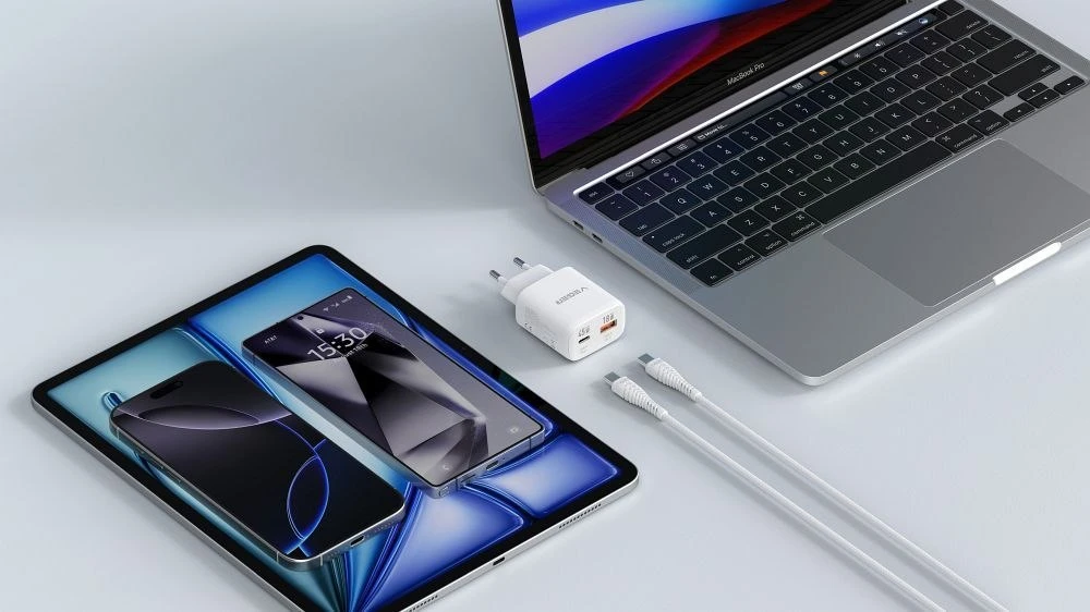Telefono įkroviklis VEGER USB A + C tipo PD Super Charge PPS 45W + duomenų kabelis C tipo į C tipo 100W TR101 baltas