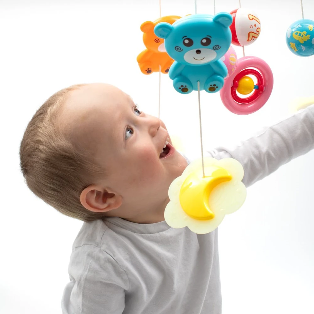 BABY MIX 37046 Plastikinė karuselė su projektoriumi raudona