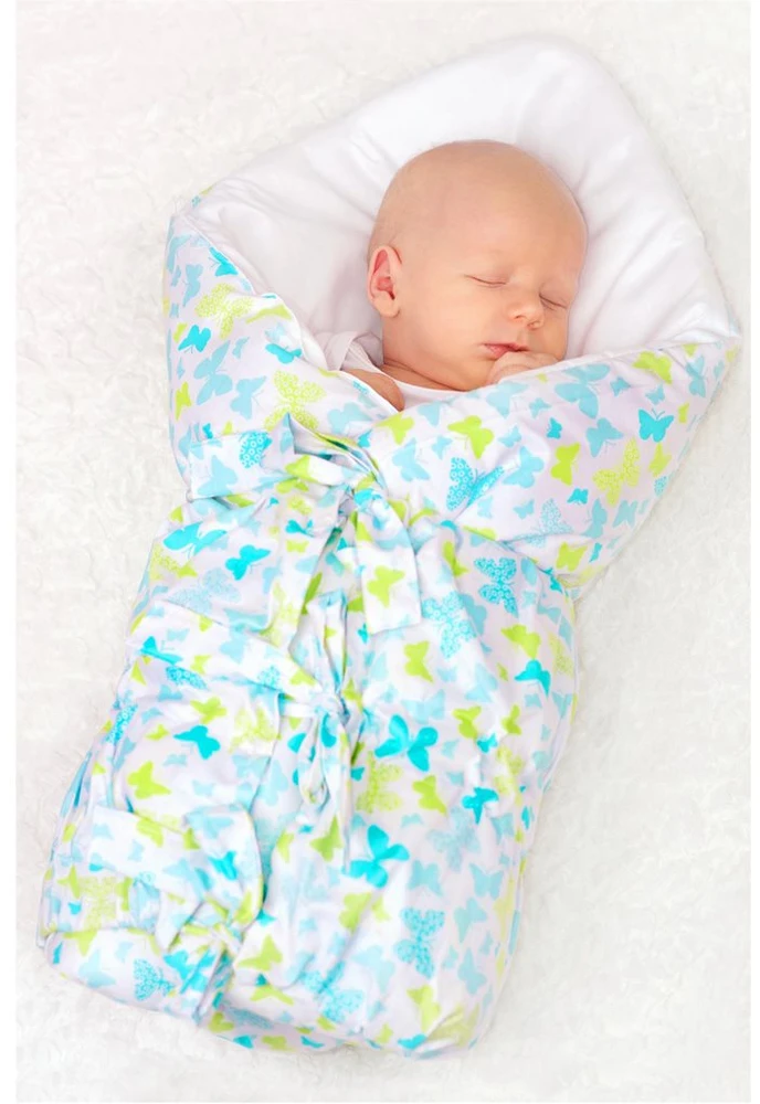 Klasikinis suvarstomas New Baby pilkos žvaigždutės įvyniojimas