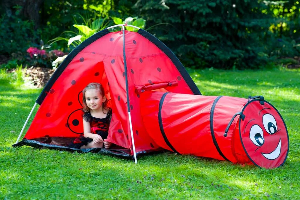 Kūdikių palapinė Baby Mix Ladybug su raudonu tuneliu