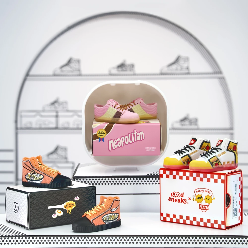 Mini batelių rinkinys MGAs Miniverse Make It Mini Sneakers