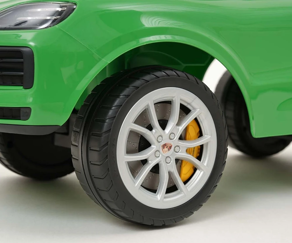 Milly Mally Porsche Cayenne S žalias važiuojantis automobilis