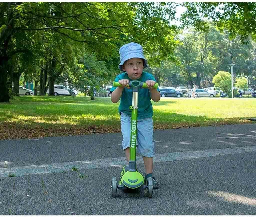 MILLY MALLY 2999 Motoroleris SCOOTER Boogie rožinis
