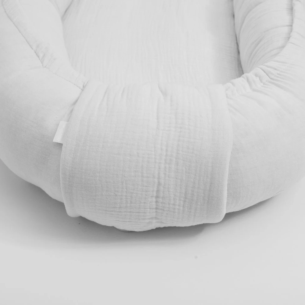 Muslino lizdas kūdikiui New Baby baltas