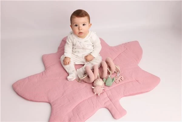Dėlionė Muslino žaidimų kilimėlis kūdikiams New Baby Maple Leaf rožinis