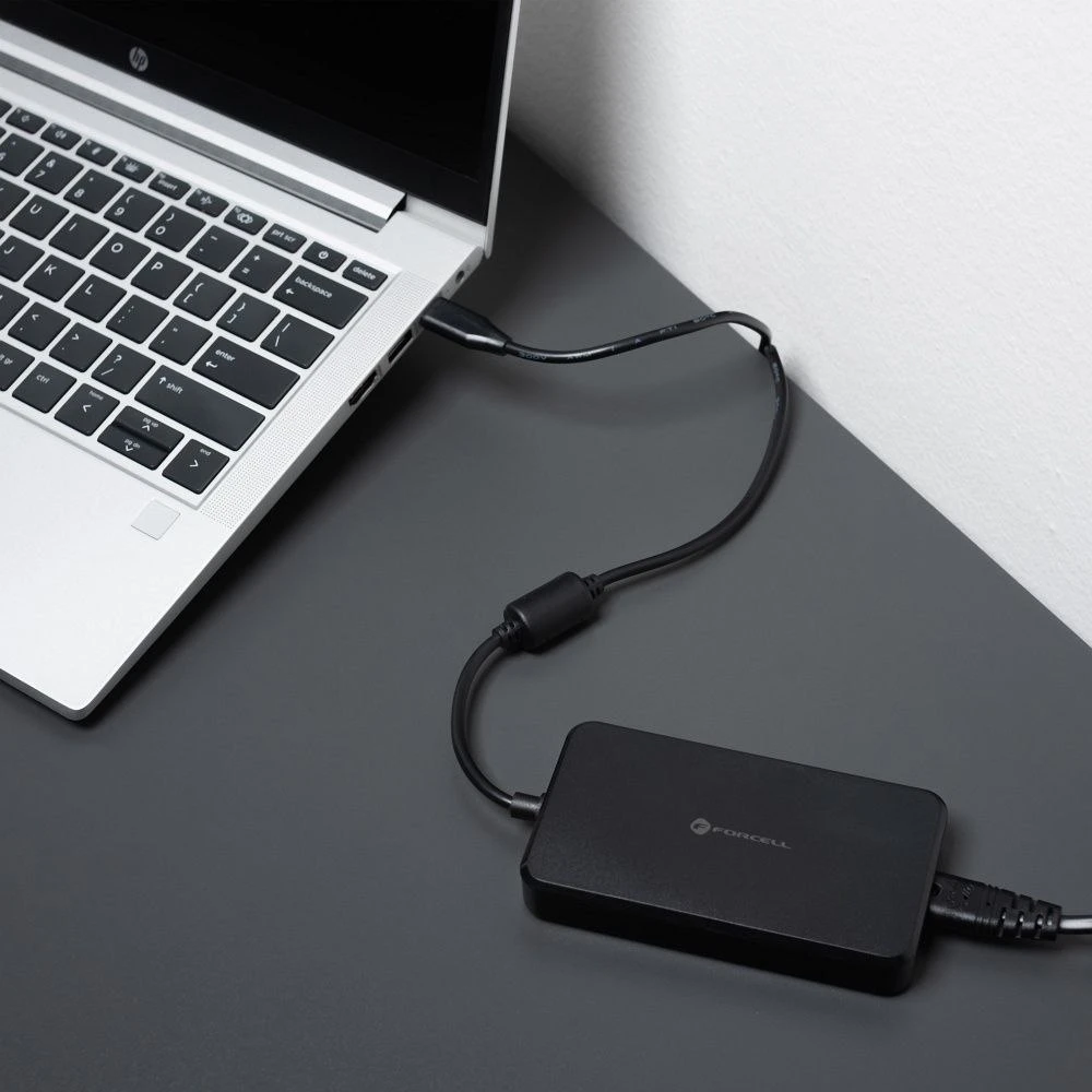 FORCELL F-ENERGY E856 uniwersal laptop charger 65W USB C + 6 adaptors - juodas