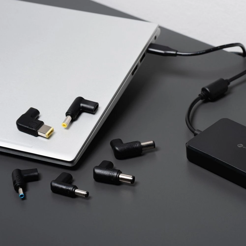 FORCELL F-ENERGY E856 uniwersal laptop charger 65W USB C + 6 adaptors - juodas