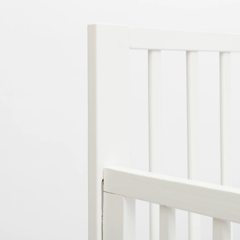 New Baby BASIC lovelė su nuleidžiama šonine siena, balta