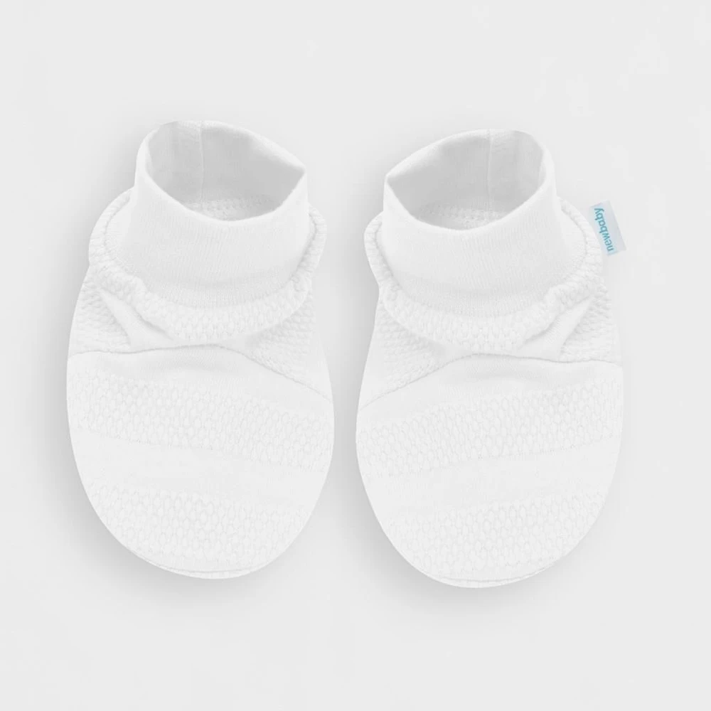 New Baby I AM Baltas 7 dalių rinkinys nėštumo laikotarpiui, dydis 62 (3-6 mėn.)