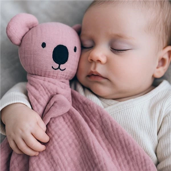 Dėlionė New Baby muslininis minkštas žaislas Koala rožinis