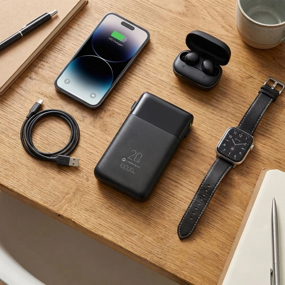 FORCELL F-ENERGY F10K6 daugiafunkcis nešiojamas įkroviklis su įmontuotais C tipo ir „Lightning“ laidais PD QC3.0 3A 22,5W 10000 mAh juodas