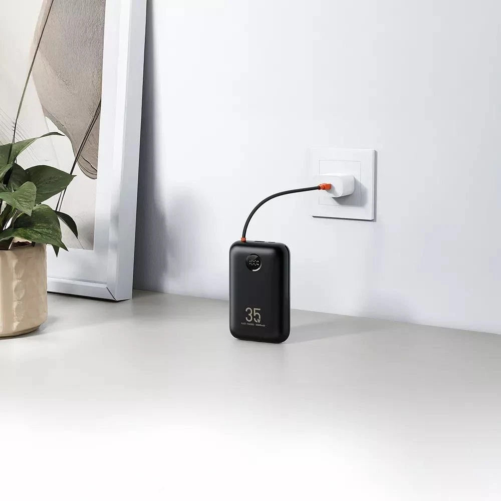 Išorinė baterija Veger K3 (W3018) PD QC3.0 35W 30000 mAh su integruotais C tipo laidais / Lightning juodas