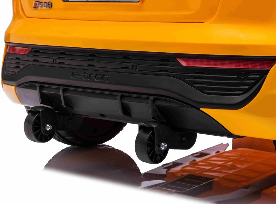 Ramiz Sp. z o.o. Ramiz Sp. su o.o. Elektromobilis Audi SQ8 geltonas 12V 2x35W