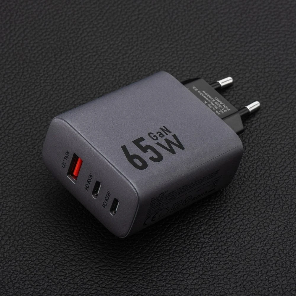 Įkroviklis Forcell F-Energy (2xUSB-C;1xUSB 4A 65W) juodas