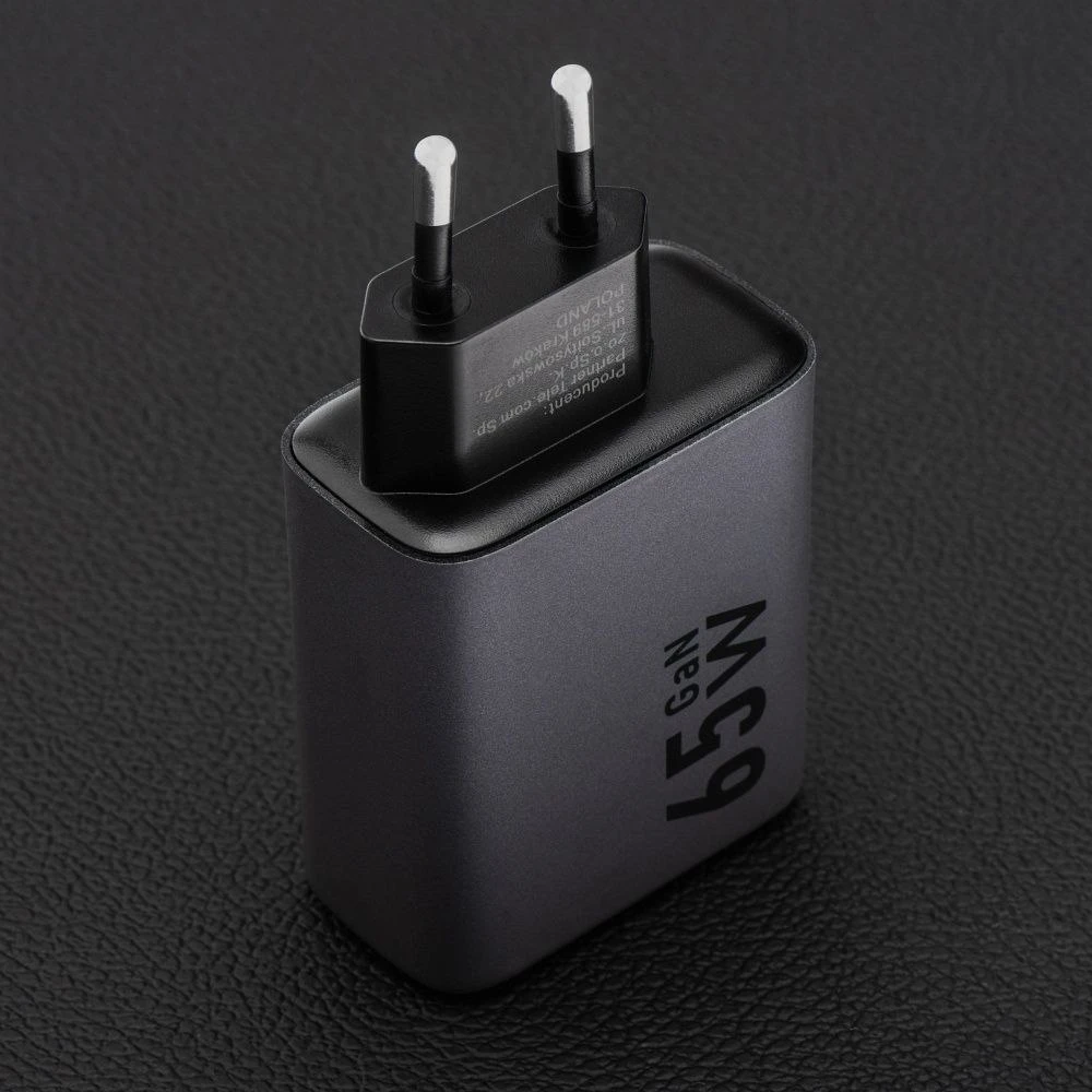 Įkroviklis Forcell F-Energy (2xUSB-C;1xUSB 4A 65W) juodas