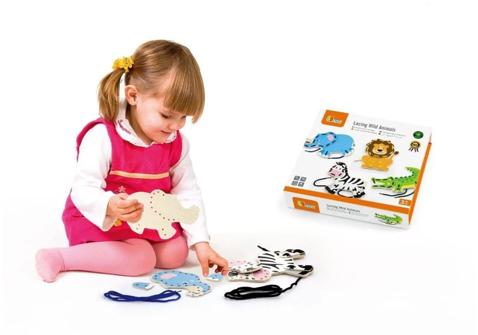„Viga“ mediniai žibintų tarpininkai gyvūnai Montessori ūkyje