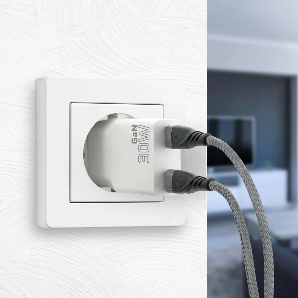 „everactive“ įkroviklis 2 x USB-C greito įkrovimo 4+ 30W SUPER SLIM baltas
