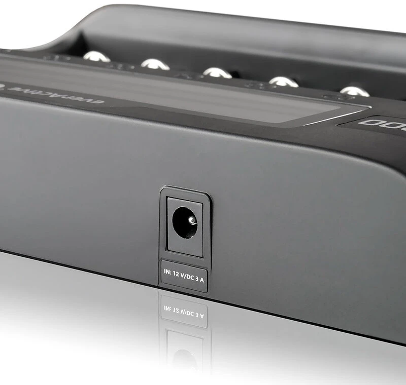 everActive profesionalus 8 x Ličio ir AA/AAA/C Ni-MH + 2 x 9V NiMH akumuliatorių kroviklis UC800