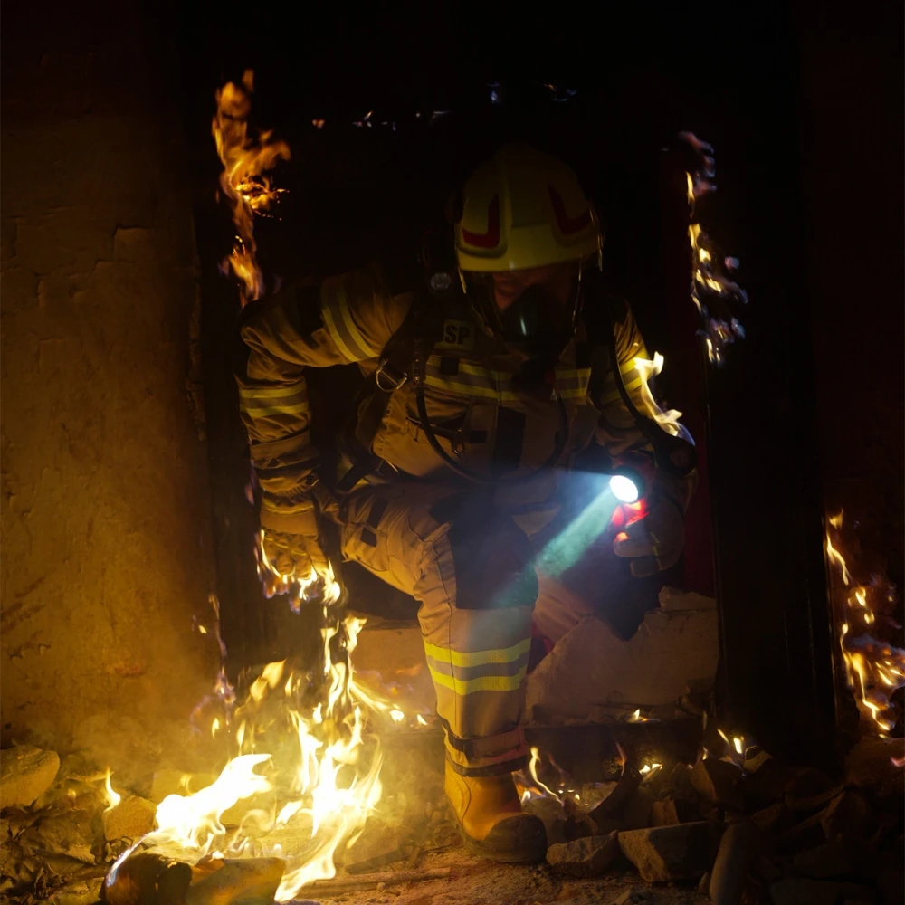 Mactronic 240lm ATEX žibintuvėlis su įkrovimo stotele M-FIRE GUARDIAN XR PHH0231