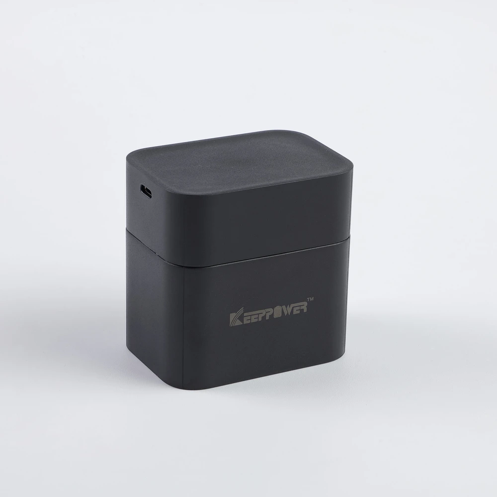 Keeppower 8 x 1,5V 3133mAh 4700mWh AA įkraunamų elementų ir i8 įkroviklio komplektas