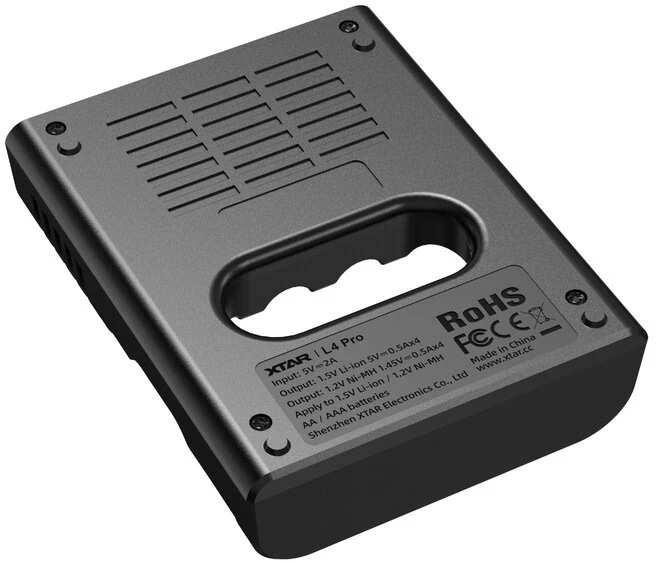 Xtar 4 x Ni-MH ir 1.5V Li-ion AA/AAA akumuliatorių kroviklis su LCD ekranu L4 PRO