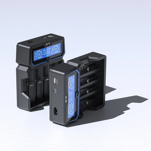 Xtar universalus 4 x Li-ion ir Ni-MH akumuliatorių įkroviklis su LCD ekranu X4