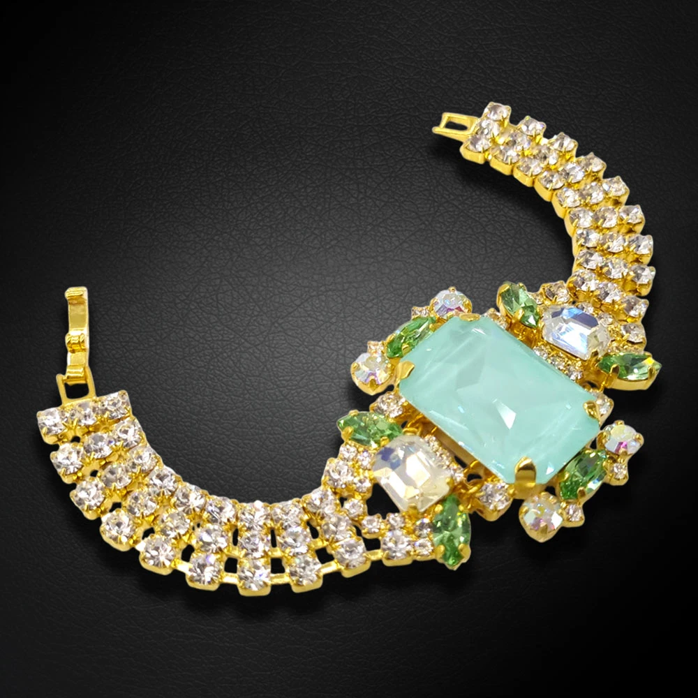 Diamond Sky Jewelry Apyrankė „Aurora (Soft Mint Ignite / Moonlight / Reinvented Peridot / Aurora Boreale)“ su Swarovski® kristalais