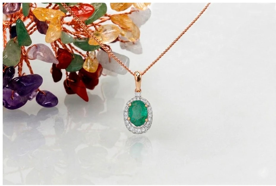 Diamond Sky Jewelry Auksinis pakabukas su deimantais ir smaragdais „Grakštumas III“