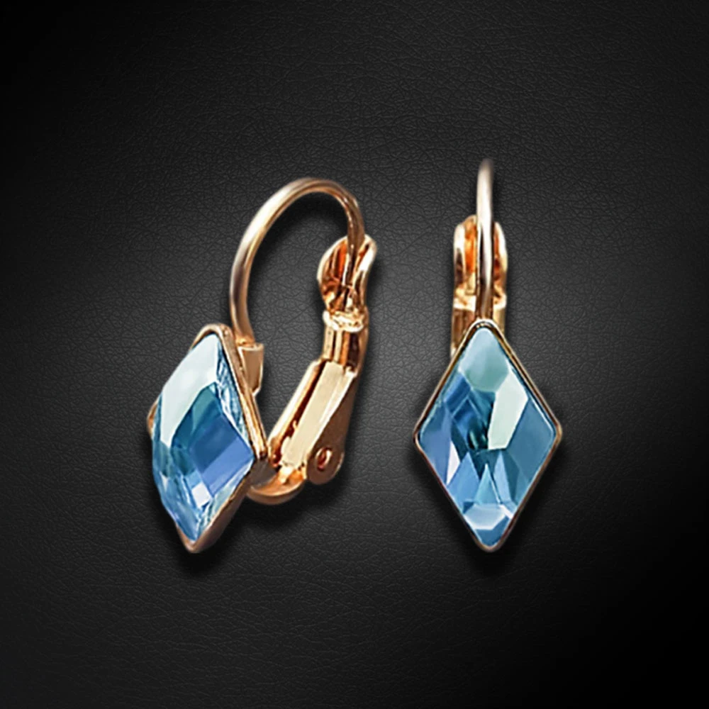 Diamond Sky Jewelry Auskarai „Crystal Rhombus IV (Aquamarine Mėlyna)“ su Swarovski® kristalais