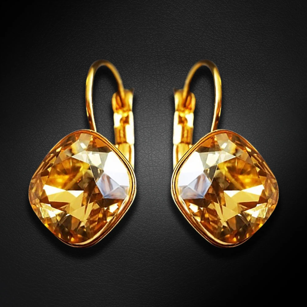 Diamond Sky Jewelry Auskarai „Glare IV (Golden Shadow)“ su Swarovski® kristalais