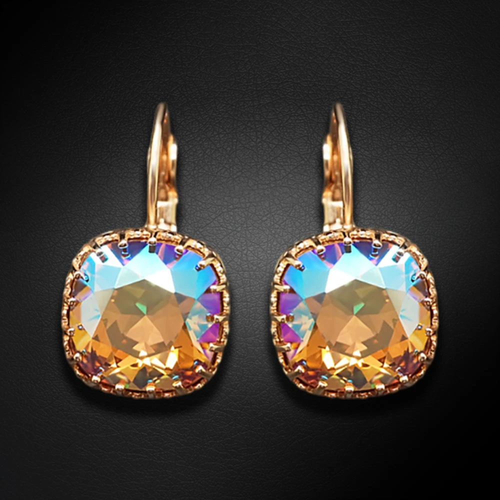 Diamond Sky Jewelry Auskarai „Vintage V (Light Colorado Topaz Shimmer)“ su Swarovski® kristalais