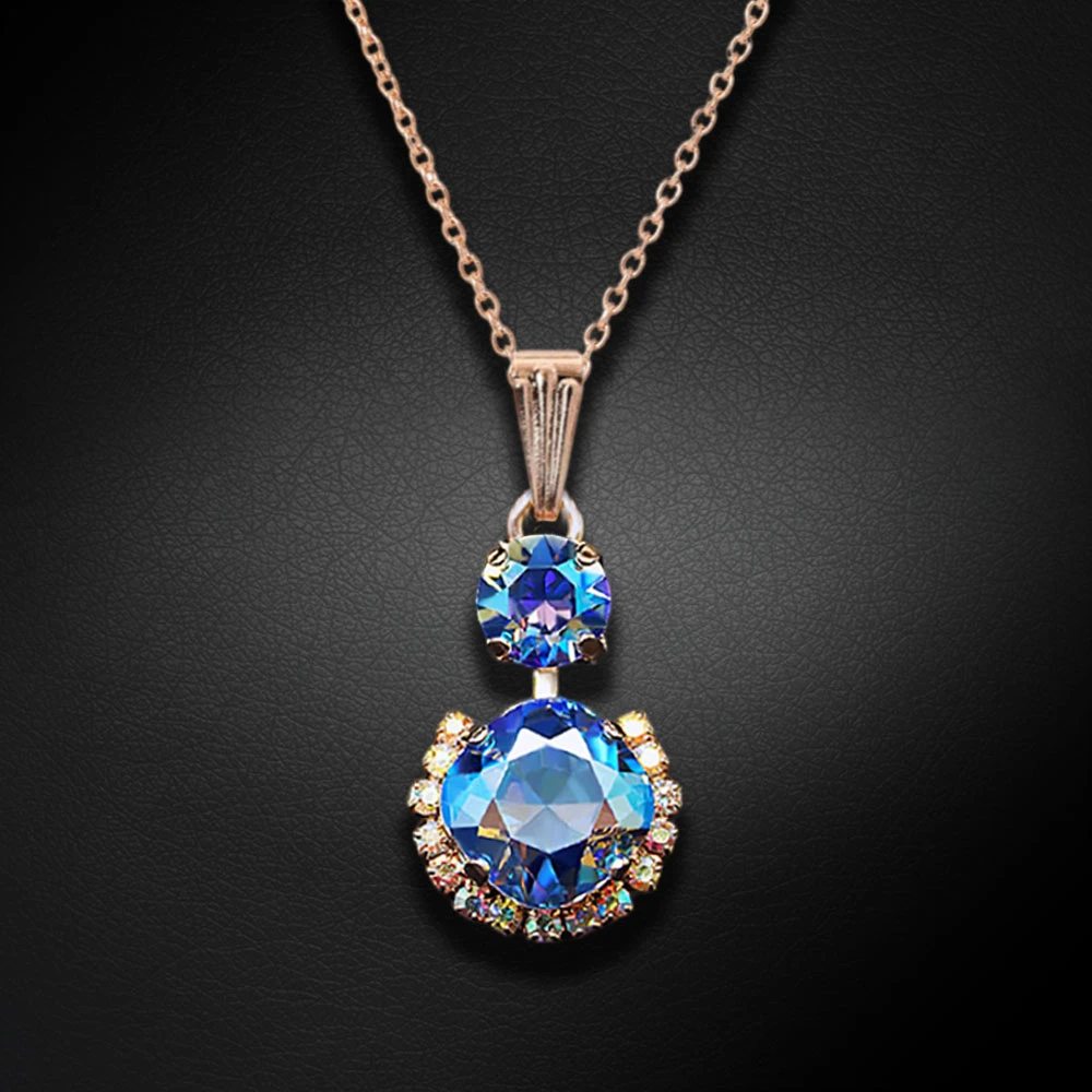 Diamond Sky Jewelry Papuošalų rinkinys moterims „Clarice VI (Light Sapphire Shimmer)“ su Swarovski® kristalais