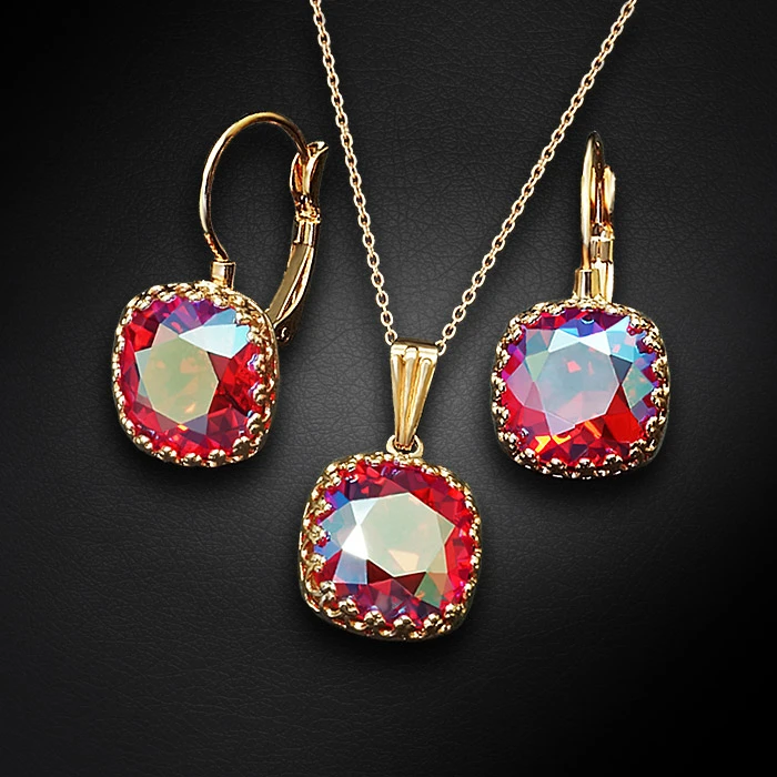 Diamond Sky Jewelry Papuošalų rinkinys moterims „Vintage V (Light Siam Shimmer)“ su Swarovski® kristalais