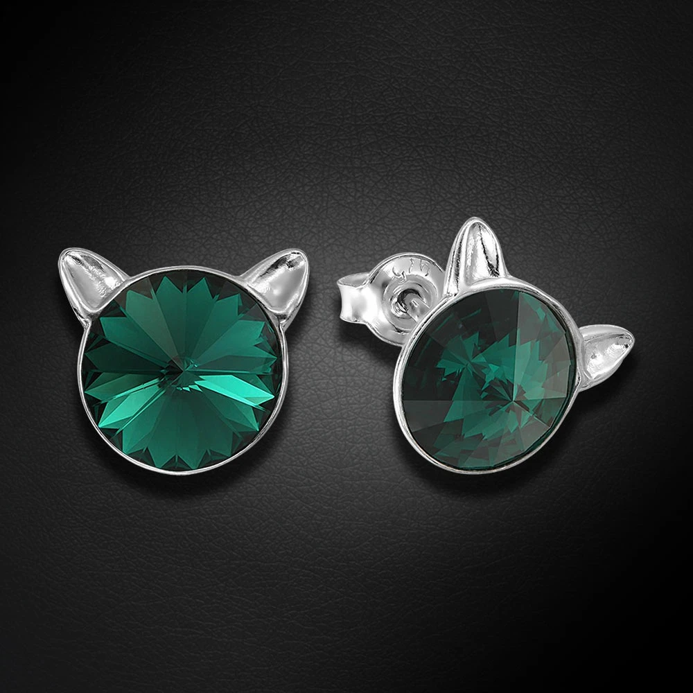 Diamond Sky Jewelry Sidabriniai auskarai „Cat (Emerald)“ su Swarovski® kristalais
