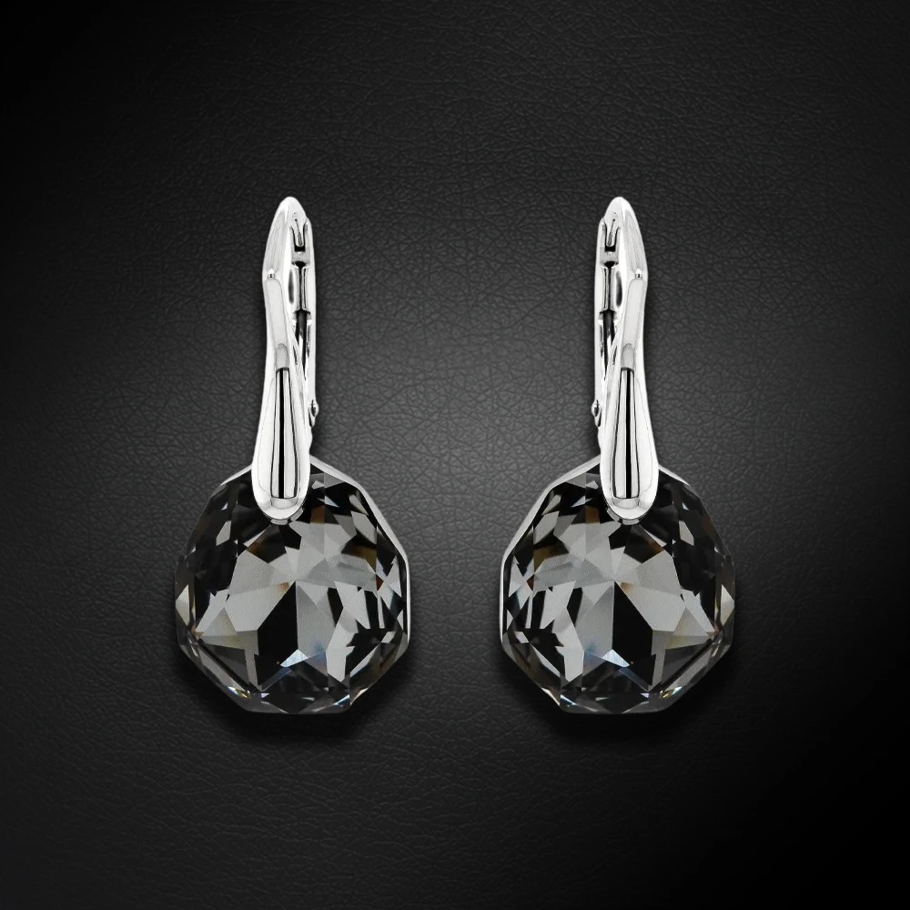 Diamond Sky Jewelry Sidabriniai auskarai „Frozen Edges (Sidabrinis Night)“ su Swarovski® kristalais